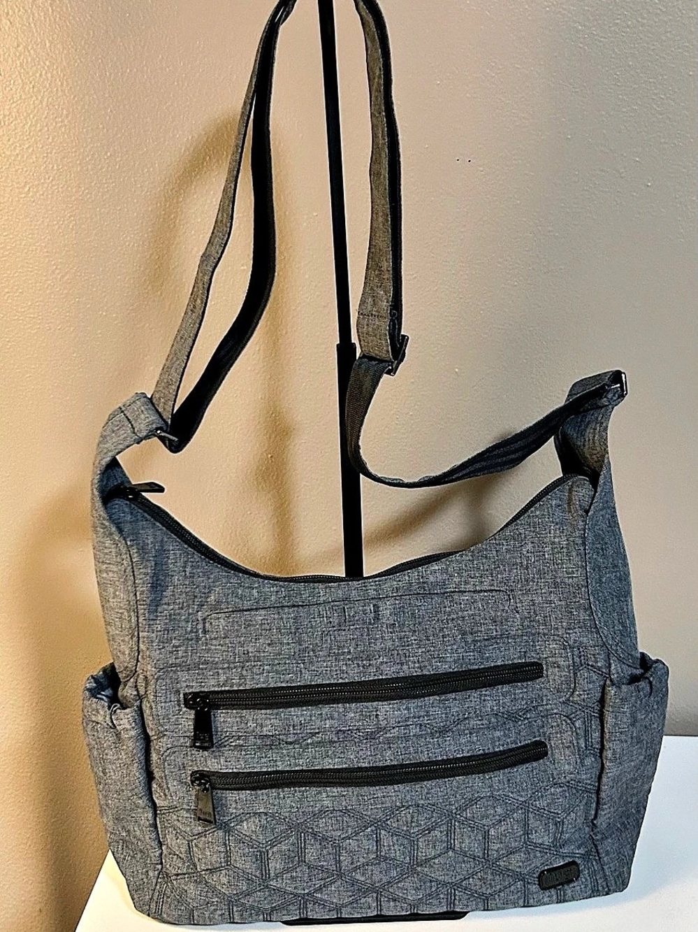 Lug Camper SE Medium Crossbody Bag Heather Grey Black Front Zip Pocket Unisex